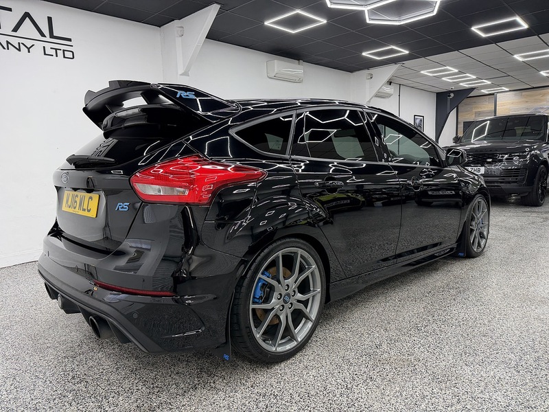 Ford Focus 2.3T EcoBoost RS Hatchback 5dr Petrol Manual AWD Euro 6 (s/s) (350 ps) - U6473