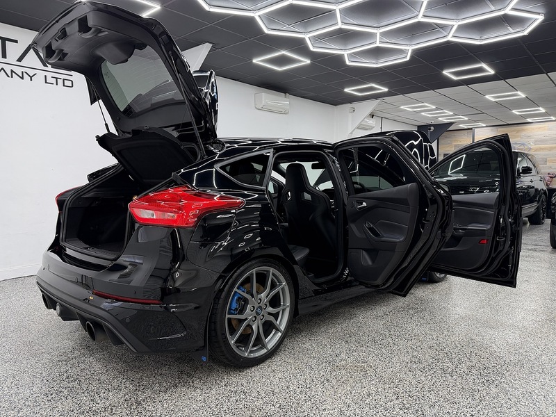 Ford Focus 2.3T EcoBoost RS Hatchback 5dr Petrol Manual AWD Euro 6 (s/s) (350 ps) - U6473