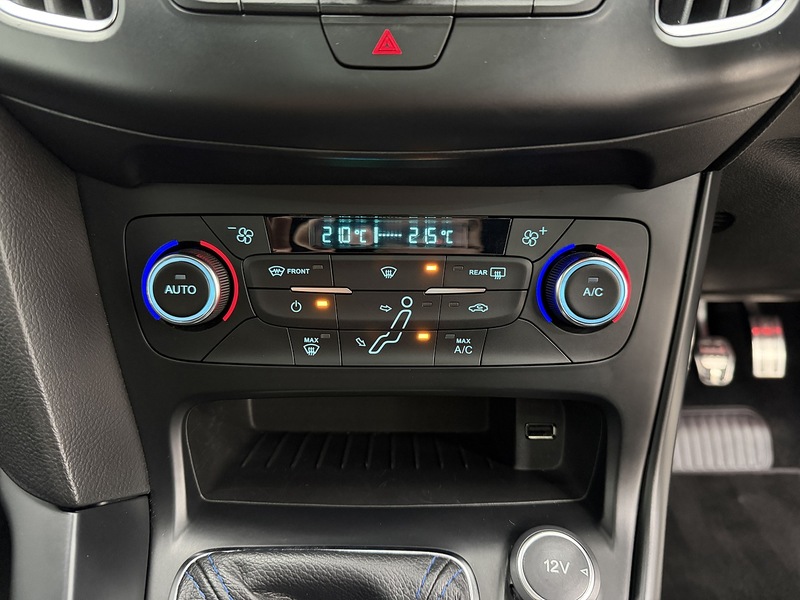 Ford Focus 2.3T EcoBoost RS Hatchback 5dr Petrol Manual AWD Euro 6 (s/s) (350 ps) - U6473