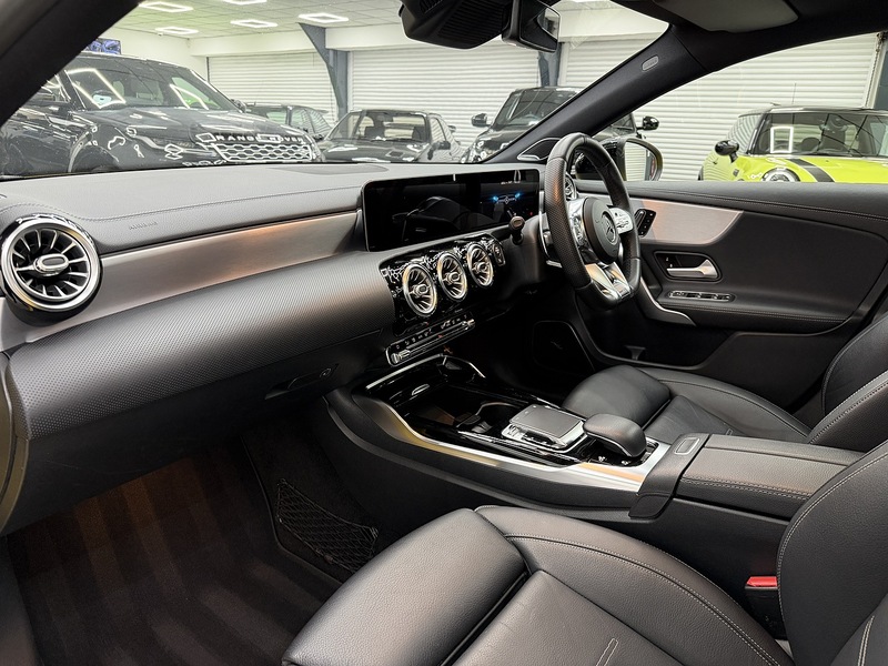 Mercedes-Benz A Class 2.0 A35 AMG (Premium Plus) Hatchback 5dr Petrol SpdS DCT 4MATIC Euro 6 (s/s) (306 ps) - U6474