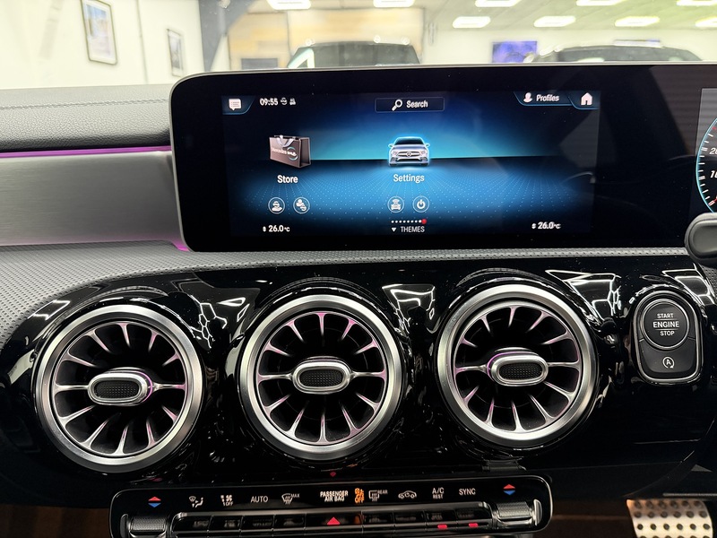 Mercedes-Benz A Class 2.0 A35 AMG (Premium Plus) Hatchback 5dr Petrol SpdS DCT 4MATIC Euro 6 (s/s) (306 ps) - U6474