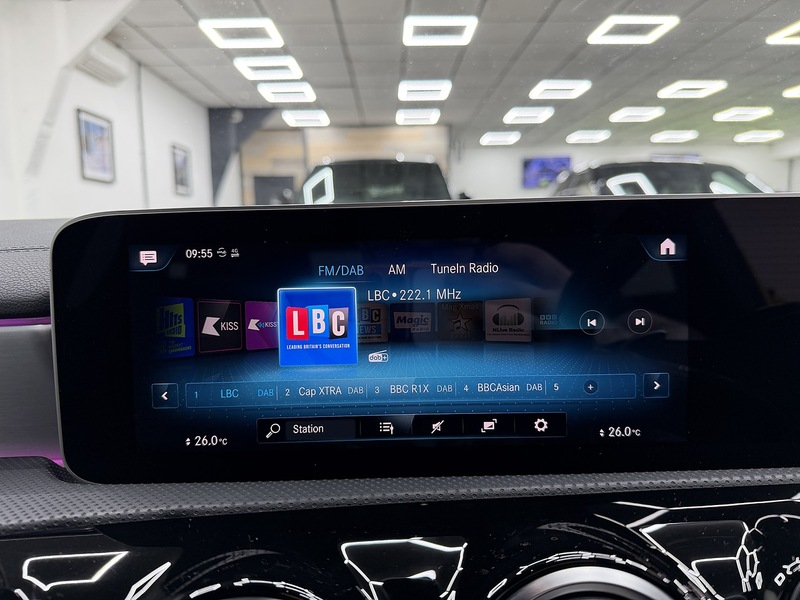 Mercedes-Benz A Class 2.0 A35 AMG (Premium Plus) Hatchback 5dr Petrol SpdS DCT 4MATIC Euro 6 (s/s) (306 ps) - U6474