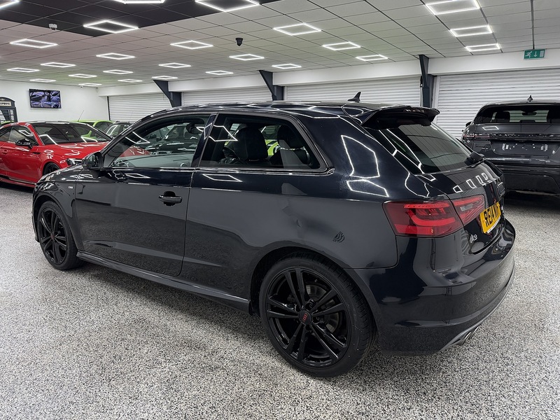 Audi A3 2.0 TDI S line Hatchback 3dr Diesel Manual Euro 5 (s/s) (150 ps) - U6478