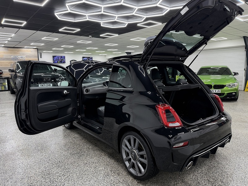 Abarth 595 1.4 T-Jet Turismo 70th Hatchback 3dr Petrol Auto Euro 6 (165 bhp) - U6480