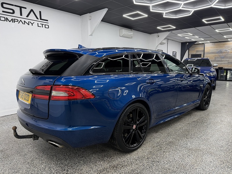 Jaguar XF 2.2d R-Sport Black Sportbrake 5dr Diesel Auto Euro 5 (s/s) (200 ps) - U6488