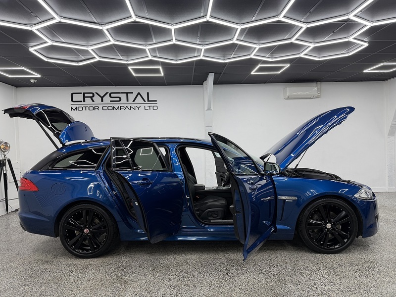 Jaguar XF 2.2d R-Sport Black Sportbrake 5dr Diesel Auto Euro 5 (s/s) (200 ps) - U6488