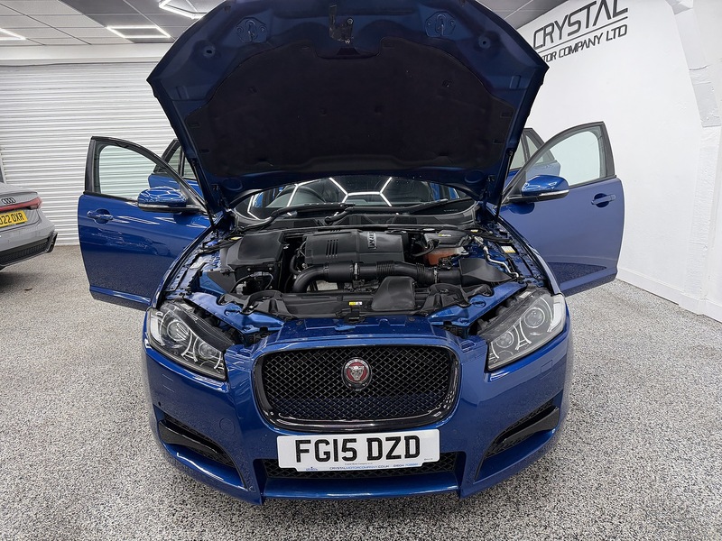 Jaguar XF 2.2d R-Sport Black Sportbrake 5dr Diesel Auto Euro 5 (s/s) (200 ps) - U6488