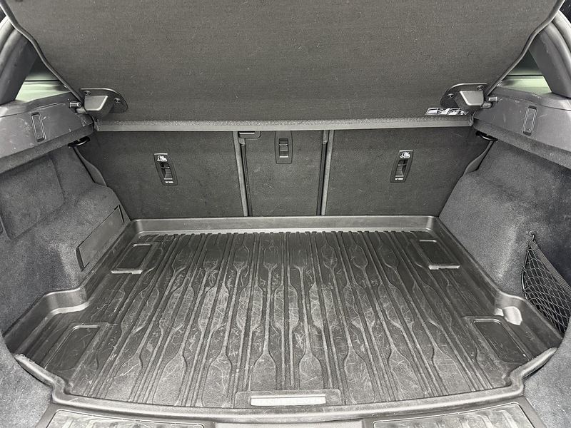 Land Rover Range Rover Evoque 2.0 D180 R-Dynamic SE SUV 5dr Diesel Auto 4WD Euro 6 (s/s) (180 ps) - U6489