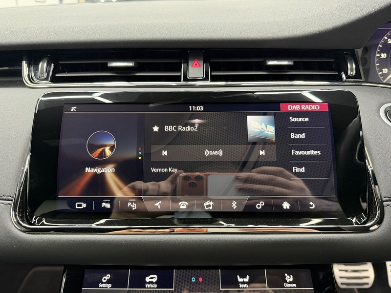 Land Rover Range Rover Evoque 2.0 D180 R-Dynamic SE SUV 5dr Diesel Auto 4WD Euro 6 (s/s) (180 ps) - U6489