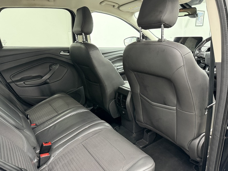 Ford Kuga 2.0 TDCi Titanium SUV 5dr Diesel Manual Euro 6 (s/s) (150 ps) - U6493