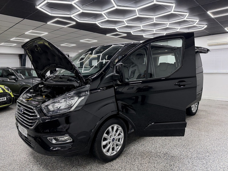 Ford Tourneo Custom 320 EcoBlue Titanium - U6495