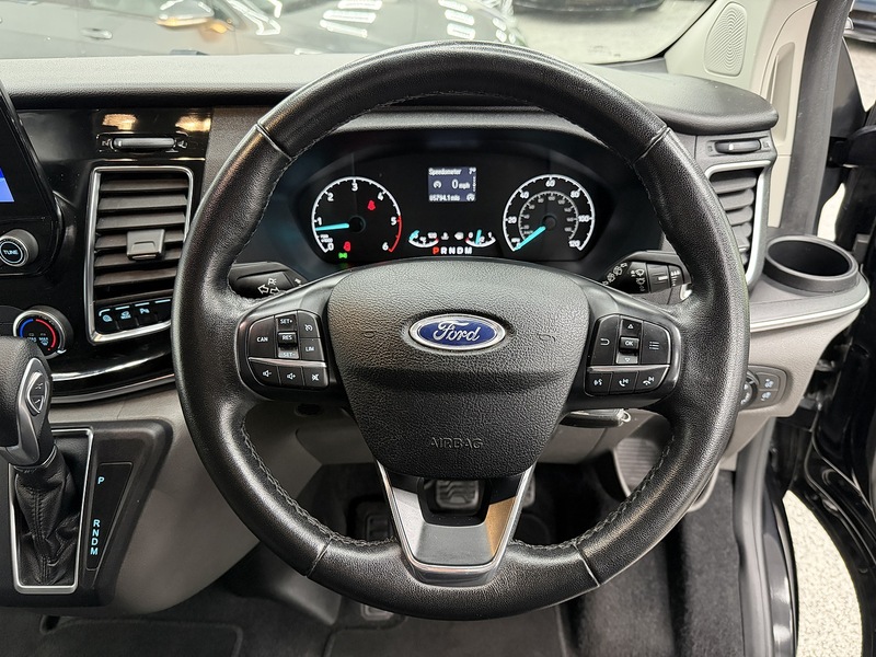 Ford Tourneo Custom 320 EcoBlue Titanium - U6495