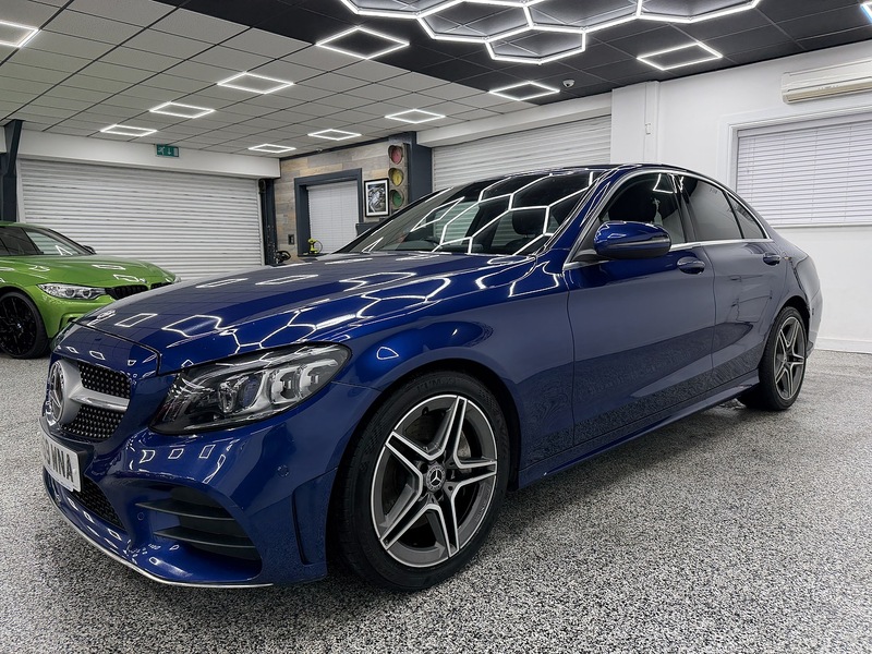 Mercedes-Benz C Class 2.0 C300d AMG Line (Premium) Saloon 4dr Diesel G-Tronic+ Euro 6 (s/s) (245 ps) - U6500