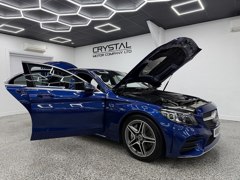 Mercedes-Benz C Class 2.0 C300d AMG Line (Premium) Saloon 4dr Diesel G-Tronic+ Euro 6 (s/s) (245 ps) - U6500