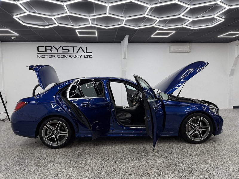 Mercedes-Benz C Class 2.0 C300d AMG Line (Premium) Saloon 4dr Diesel G-Tronic+ Euro 6 (s/s) (245 ps) - U6500