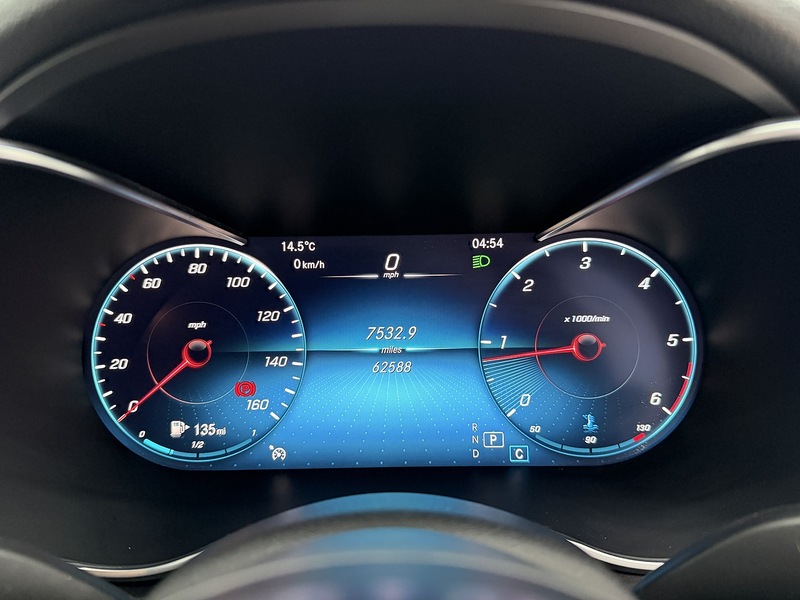 Mercedes-Benz C Class 2.0 C300d AMG Line (Premium) Saloon 4dr Diesel G-Tronic+ Euro 6 (s/s) (245 ps) - U6500