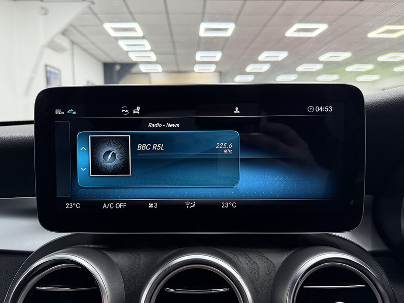 Mercedes-Benz C Class 2.0 C300d AMG Line (Premium) Saloon 4dr Diesel G-Tronic+ Euro 6 (s/s) (245 ps) - U6500