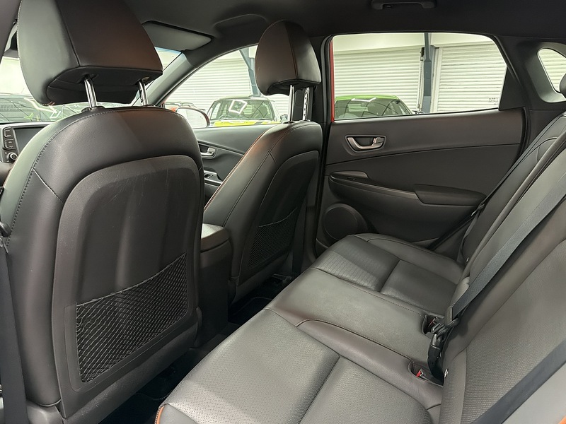 Hyundai KONA 1.0 T-GDi Premium SE SUV 5dr Petrol Manual Euro 6 (s/s) (120 ps) - U6504