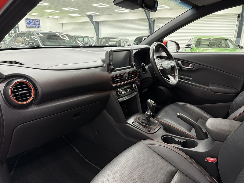 Hyundai KONA 1.0 T-GDi Premium SE SUV 5dr Petrol Manual Euro 6 (s/s) (120 ps) - U6504