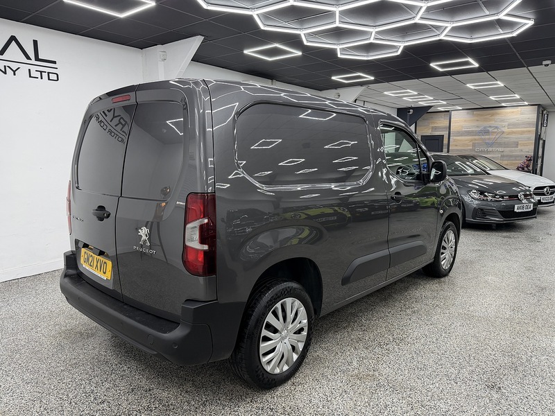 Peugeot Partner 1.5 BlueHDi 1000 Professional Standard Panel Van 5dr Diesel EAT8 SWB Euro 6 (s/s) (130 bhp) - U6510