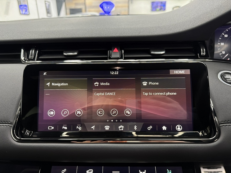 Land Rover Range Rover Evoque 2.0 P200 MHEV R-Dynamic SE SUV 5dr Petrol Auto 4WD Euro 6 (s/s) (200 ps) - U6511