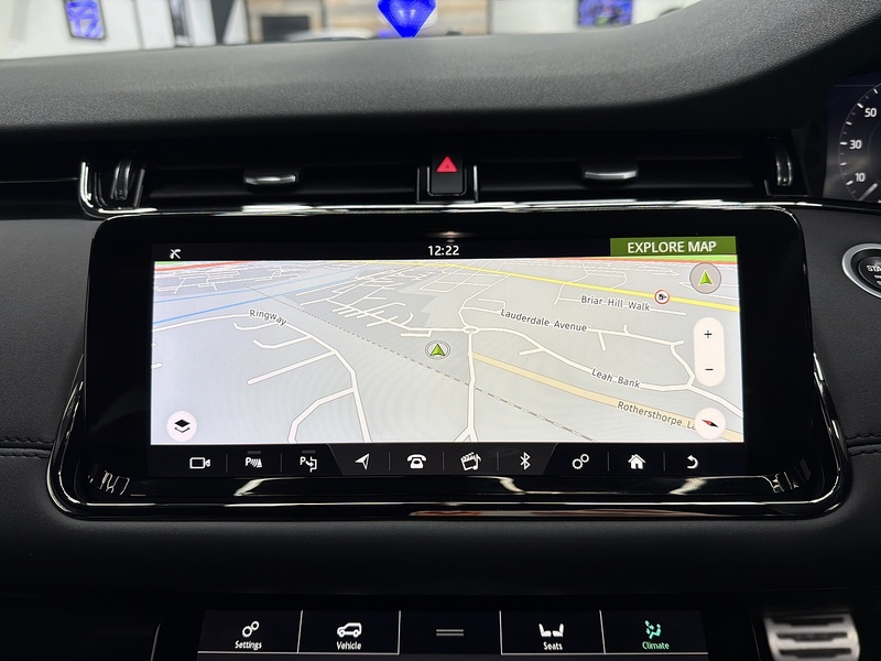 Land Rover Range Rover Evoque 2.0 P200 MHEV R-Dynamic SE SUV 5dr Petrol Auto 4WD Euro 6 (s/s) (200 ps) - U6511