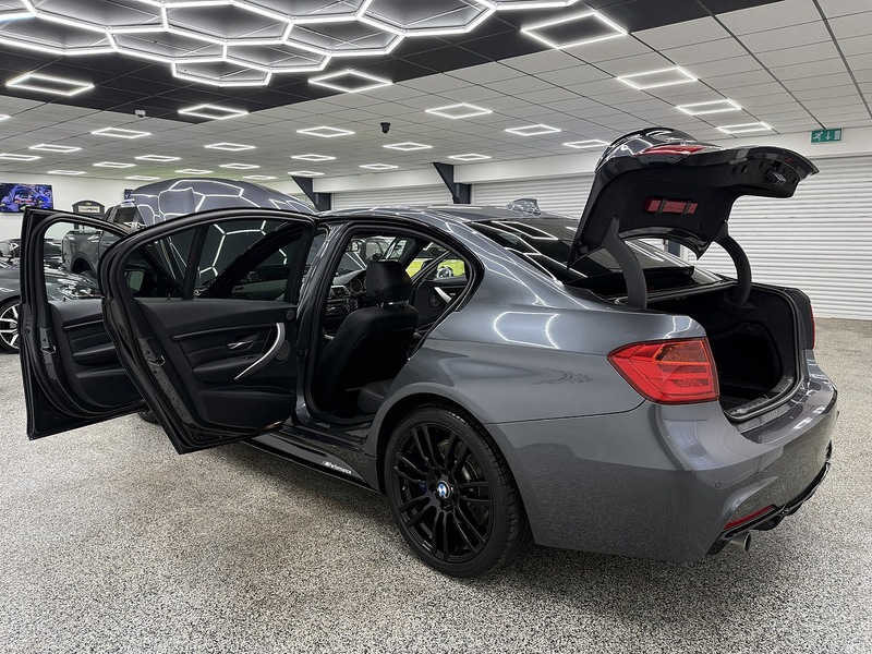 BMW 3 Series 2.0 320d M Sport Saloon 4dr Diesel Auto xDrive Euro 5 (s/s) (184 ps) - U6514