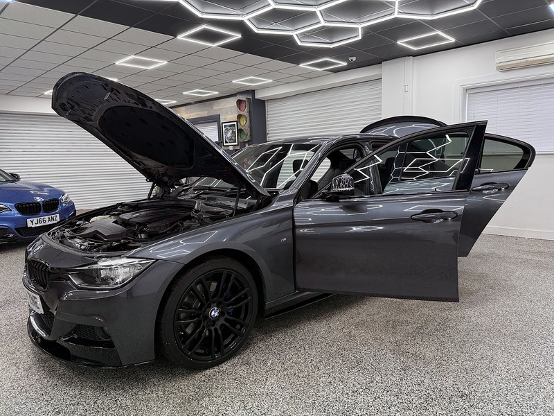 BMW 3 Series 2.0 320d M Sport Saloon 4dr Diesel Auto xDrive Euro 5 (s/s) (184 ps) - U6514