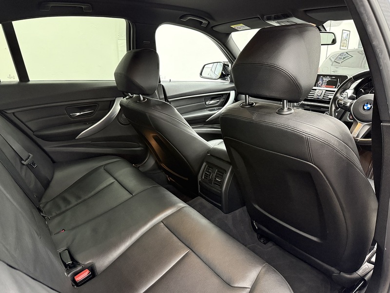 BMW 3 Series 2.0 320d M Sport Saloon 4dr Diesel Auto xDrive Euro 5 (s/s) (184 ps) - U6514