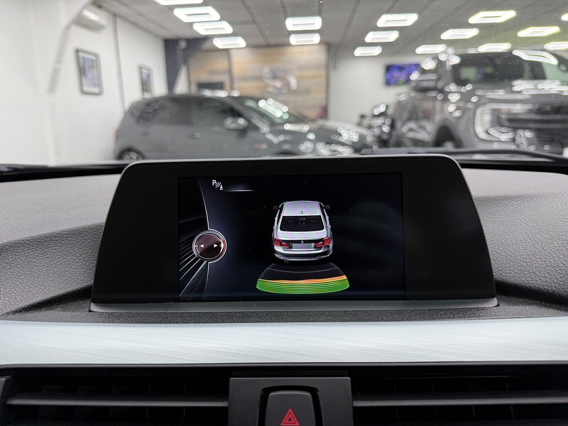 BMW 3 Series 2.0 320d M Sport Saloon 4dr Diesel Auto xDrive Euro 5 (s/s) (184 ps) - U6514