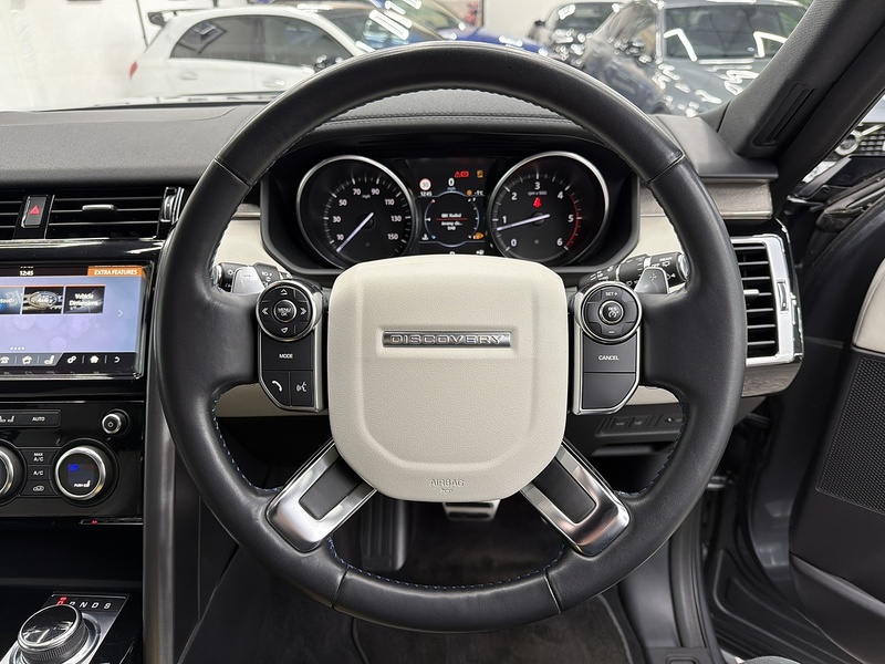 Land Rover Discovery 3.0 TD V6 HSE SUV 5dr Diesel Auto 4WD Euro 6 (s/s) (258 ps) - U6516