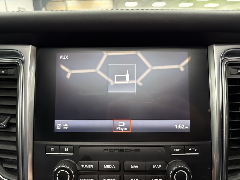 Porsche Macan 3.0 TD V6 S SUV 5dr Diesel PDK 4WD Euro 6 (s/s) (258 ps) - U6523