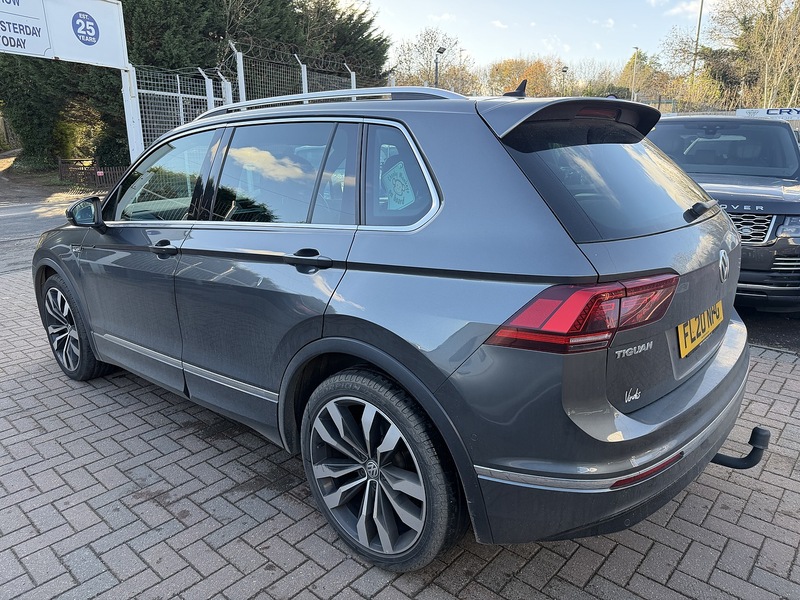 Volkswagen Tiguan 2.0 TDI R-Line Tech SUV 5dr Diesel DSG Euro 6 (s/s) (150 ps) - U6524