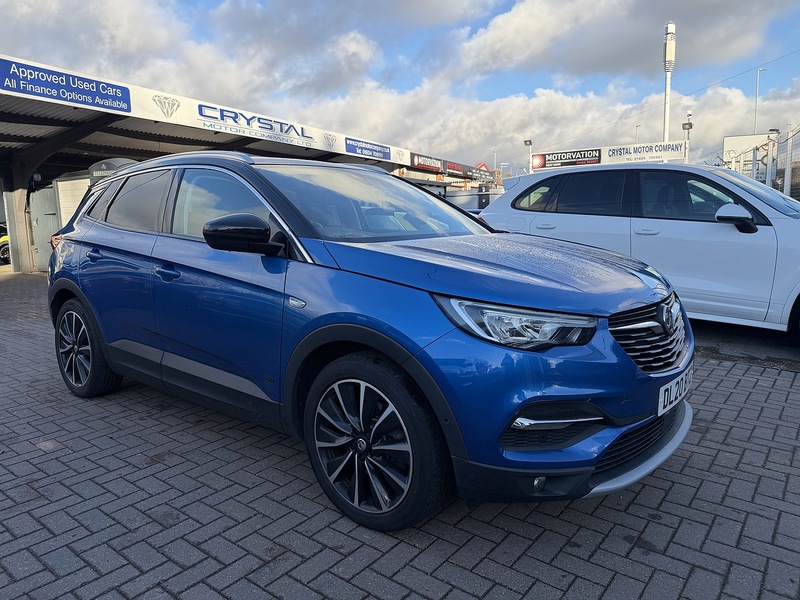 Vauxhall Grandland X 1.6 13.2kWh Business Edition Nav Premium SUV 5dr Petrol Plug-in Hybrid Auto 4WD Euro 6 (s/s) Hybrid4 - U6525