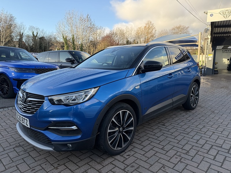 Vauxhall Grandland X 1.6 13.2kWh Business Edition Nav Premium SUV 5dr Petrol Plug-in Hybrid Auto 4WD Euro 6 (s/s) Hybrid4 - U6525