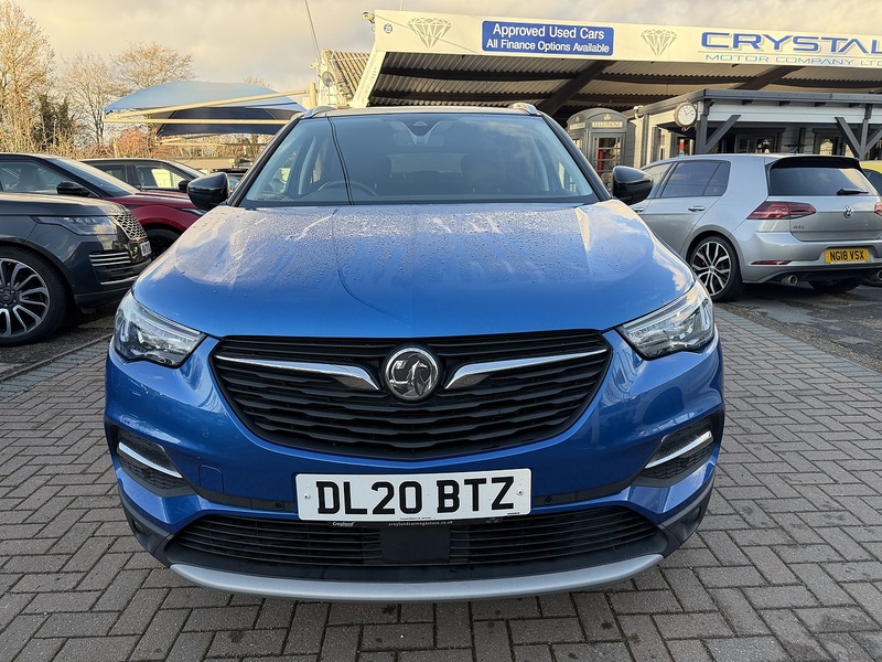 Vauxhall Grandland X 1.6 13.2kWh Business Edition Nav Premium SUV 5dr Petrol Plug-in Hybrid Auto 4WD Euro 6 (s/s) Hybrid4 - U6525