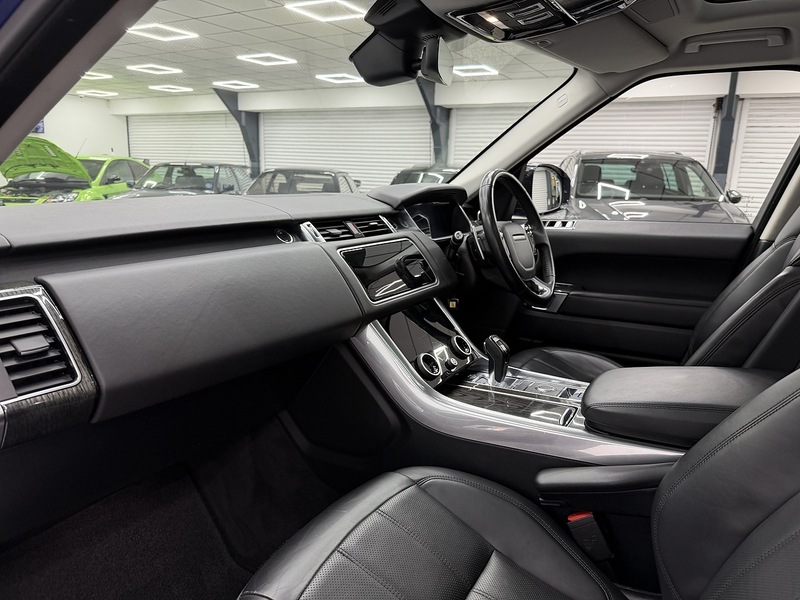 Land Rover Range Rover Sport 2.0 Si4 HSE SUV 5dr Petrol Auto 4WD Euro 6 (s/s) (300 ps) - U6527