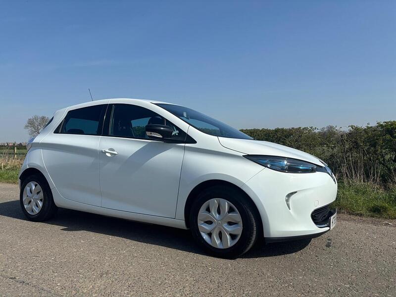 2016 ZOE 22KWH EXPRESSION HATCHBACK 5DR ELECTRIC AUTO I 88 BHP 2016 53,000 MLS... photo