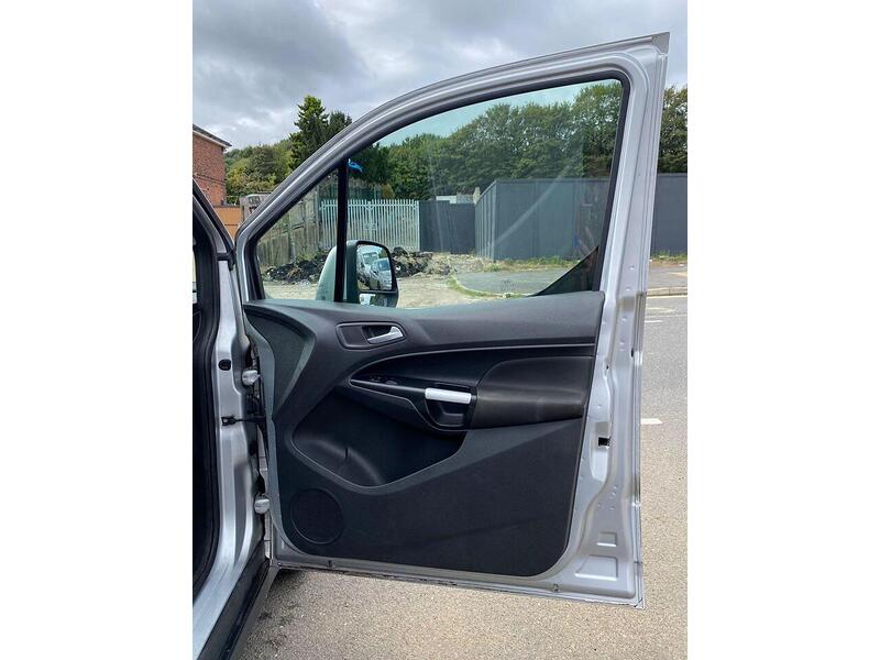 Ford Transit Connect Transit Connect 1.5 TDCi 240 Limited L2 H1 5dr - U10