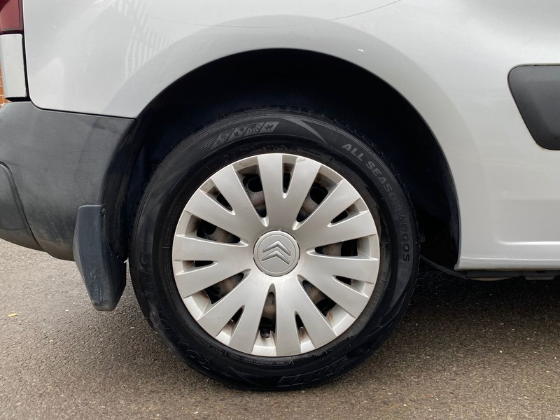 Citroen Berlingo 1.6 HDi 625 Enterprise Panel Van 5dr Diesel Manual L1 (Euro 5) (133 g/km, 75 bhp) - U107