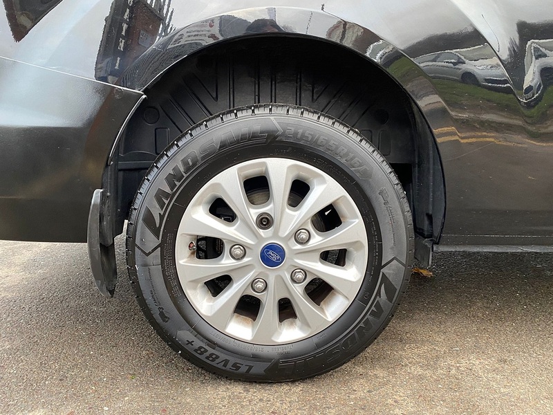 Ford Transit Custom 2.0 300 EcoBlue Limited Panel Van 5dr Diesel Auto L2 H1 Euro 6 (s/s) (130 ps) - U110