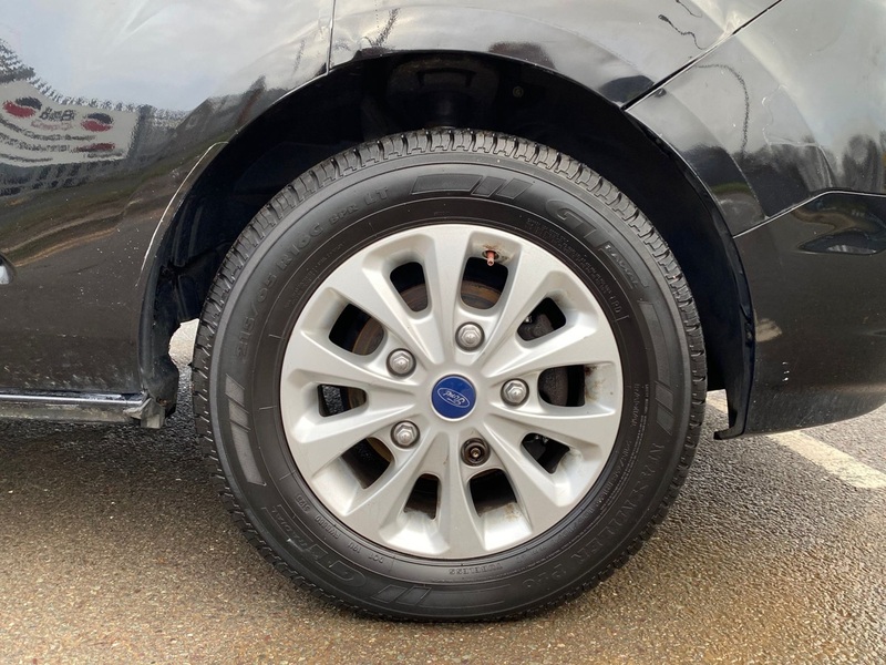 Ford Transit Custom 2.0 300 EcoBlue Limited Panel Van 5dr Diesel Auto L2 H1 Euro 6 (s/s) (130 ps) - U110