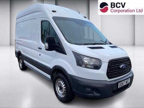 Ford Transit 2.0 300 EcoBlue Limited Crew Van Double Cab 5dr Diesel Auto L2 H1 Euro 6 (s/s) (5 Seat) (130 ps)