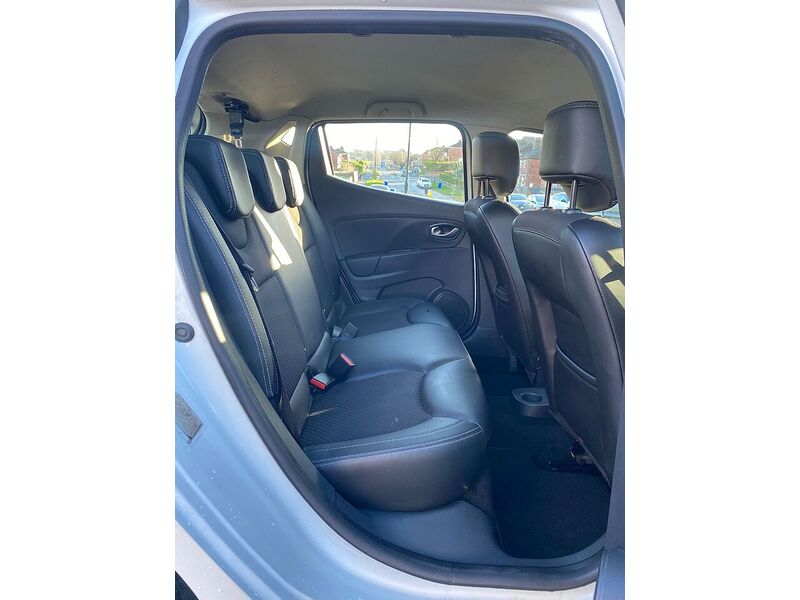 Renault Clio 1.5 dCi Dynamique S Nav Hatchback 5dr Diesel Manual Euro 6 (s/s) (90 ps) - U116