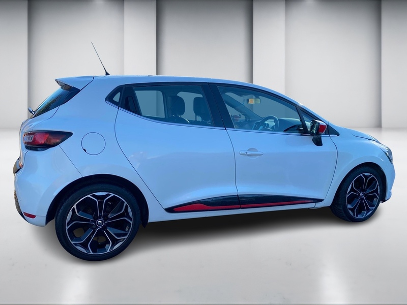 Renault Clio 1.5 dCi Dynamique S Nav Hatchback 5dr Diesel Manual Euro 6 (s/s) (90 ps) - U116