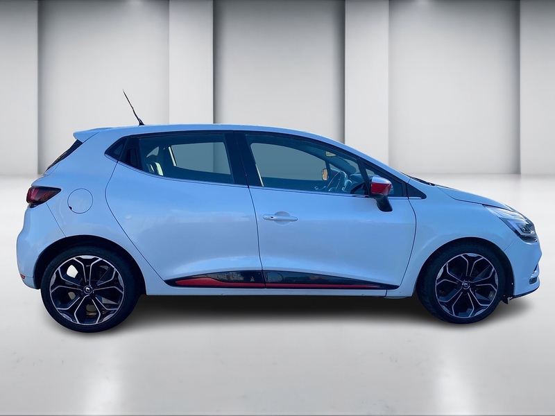 Renault Clio 1.5 dCi Dynamique S Nav Hatchback 5dr Diesel Manual Euro 6 (s/s) (90 ps) - U116