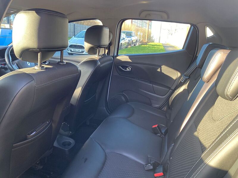 Renault Clio 1.5 dCi Dynamique S Nav Hatchback 5dr Diesel Manual Euro 6 (s/s) (90 ps) - U116