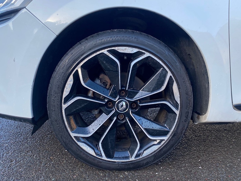 Renault Clio 1.5 dCi Dynamique S Nav Hatchback 5dr Diesel Manual Euro 6 (s/s) (90 ps) - U116