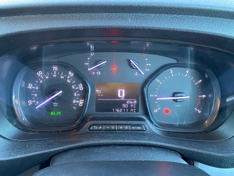 Vauxhall Vivaro 2.0 Turbo D 3100 Sportive Panel Van 5dr Diesel Manual L2 H1 Euro 6 (s/s) (150 ps) - U117