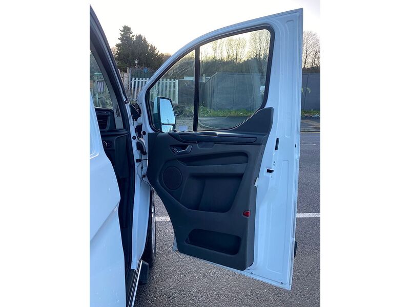 Ford Transit Custom 2.0 280 EcoBlue Trend Panel Van 5dr Diesel Manual L1 H1 Euro 6 (s/s) (130 ps) - U118